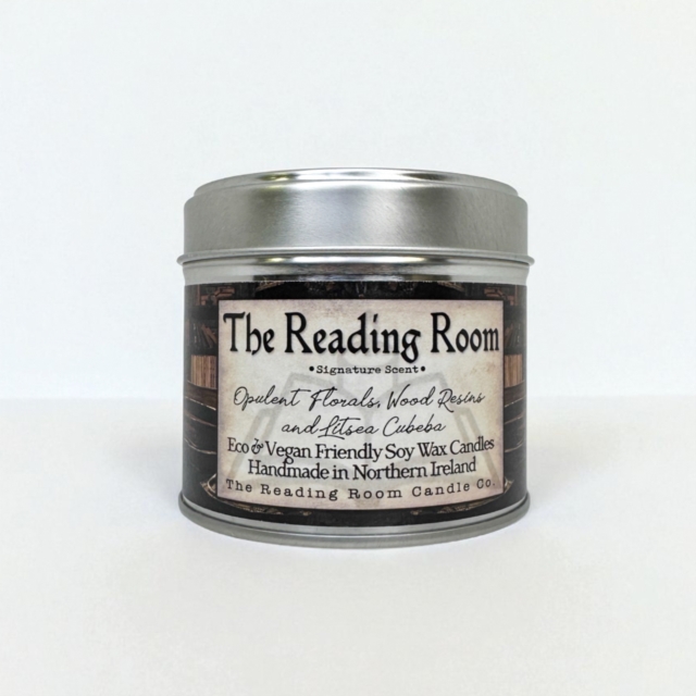 Reading Room - Scented Soy Candle - Opulent Florals, Wood Resins and Litsea Cubeba