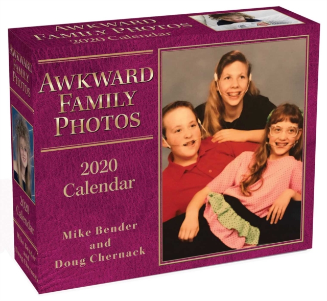 Awkward Family Photos 2020 Day-to-Day Calendar