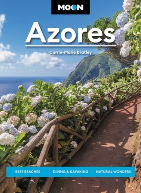Moon Azores (Second Edition)