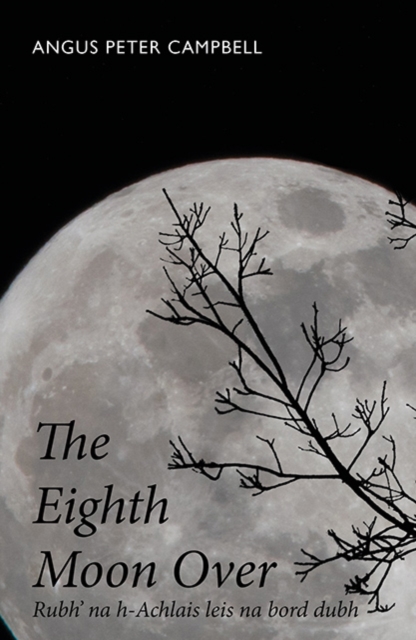 Eight Moon over Rubh' na h-Achlais leis na bord dubh