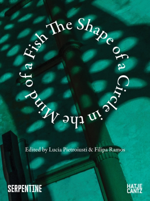 Shape of a Circle in the Mind of a Fish